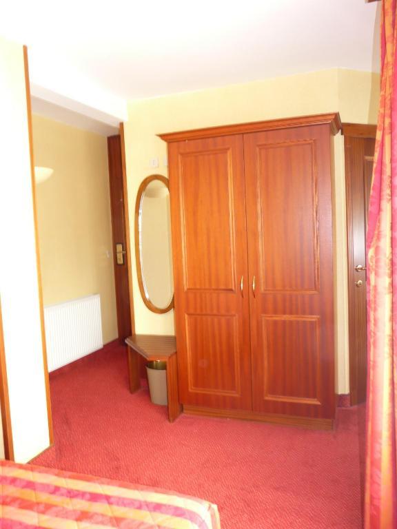 Logis Hotel Hamiot Boulogne-sur-Mer Zimmer foto